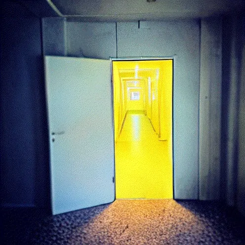 Somebody in the Liminal Space — Merzmensch
