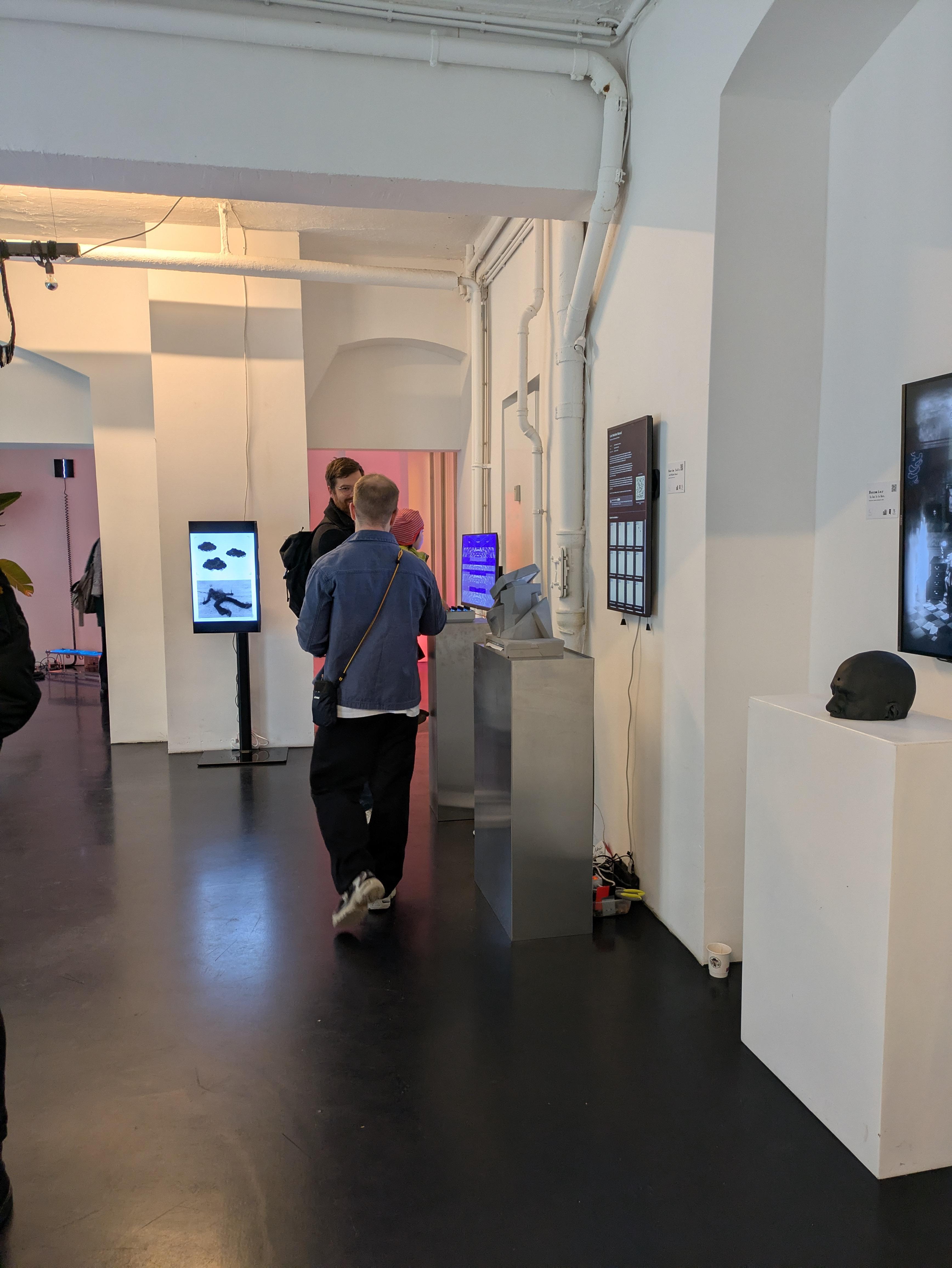 Art on Tezos: Berlin, image 2 of 3